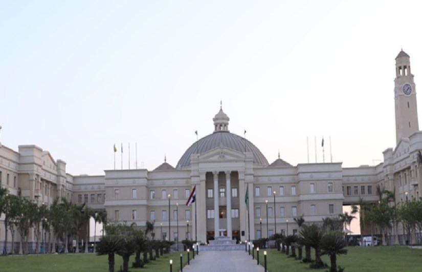 جامعة القاهرة جامعة القاهرة
