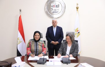 الدكتور أيمن عاشور، وزير التعليم العالي والبحث العلمي