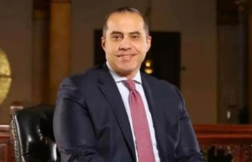محمود فوزي 