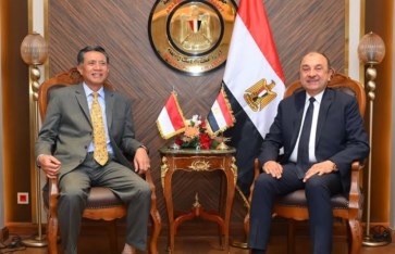وزير قطاع الاعمال وسفير اندونيسيا