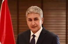 وزير السياحة 