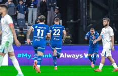 الهلال والفتح