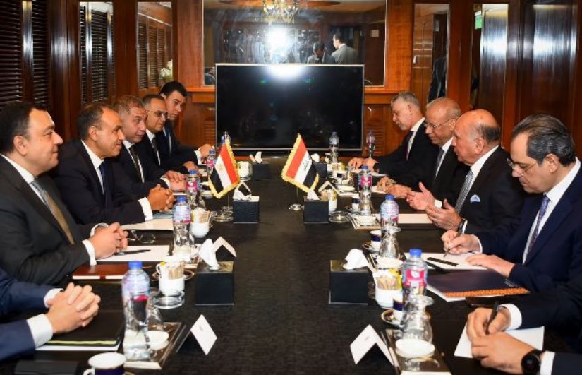 جانب من لقاء وزير الخارجية والهجرة ونائب رئيس الوزراء ووزير خارجية جمهورية العراق جانب من لقاء وزير الخارجية والهجرة ونائب رئيس الوزراء ووزير خارجية جمهورية العراق
