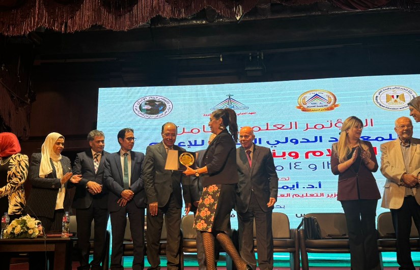 الدكتورة راندا رزق الدكتورة راندا رزق