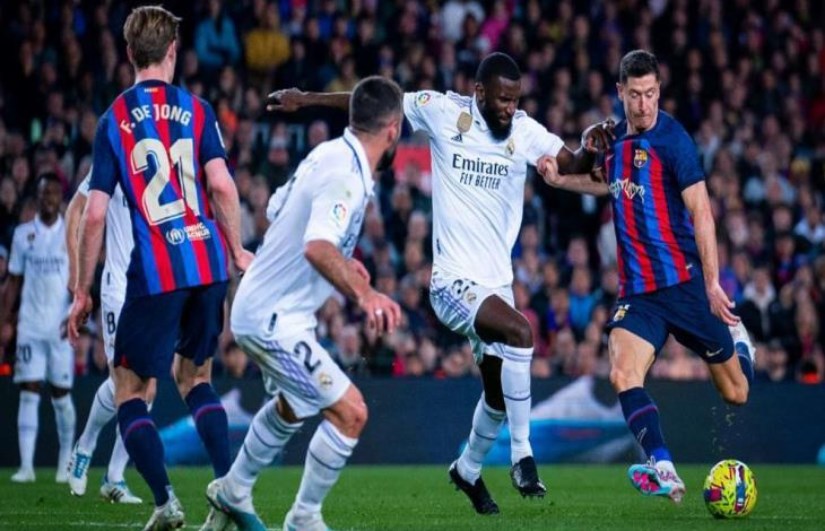 برشلونة وريال مدريد برشلونة وريال مدريد
