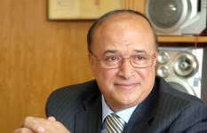  السفير محمود كارم (نائب رئيس المجلس)