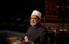 الدكتور أحمد الطيب 