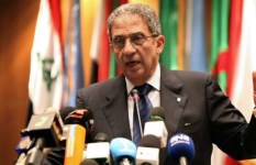 عمرو موسى