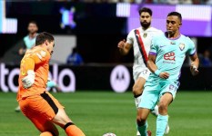 بث مباشر مباراة العين والوداد
