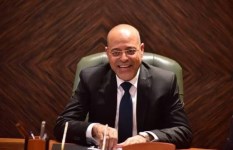 وزير العمل 