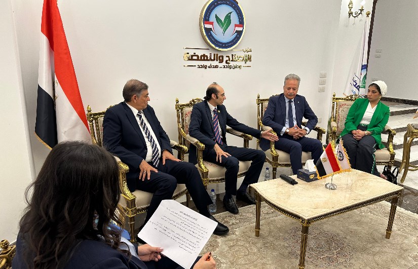 النائب محمد عبد العزيز، وكيل لجنة حقوق الإنسان بمجلس النواب النائب محمد عبد العزيز، وكيل لجنة حقوق الإنسان بمجلس النواب
