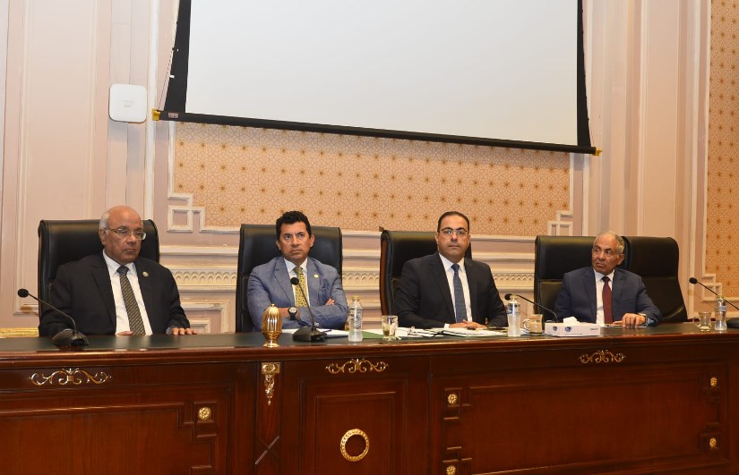 الدكتور أشرف صبحي وزير الشباب والرياضة الدكتور أشرف صبحي وزير الشباب والرياضة