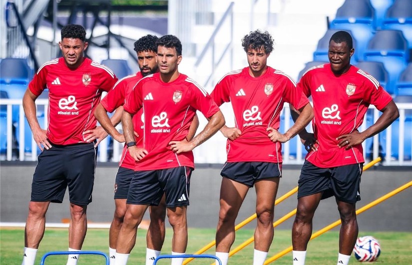 لاعبو الأهلي لاعبو الأهلي