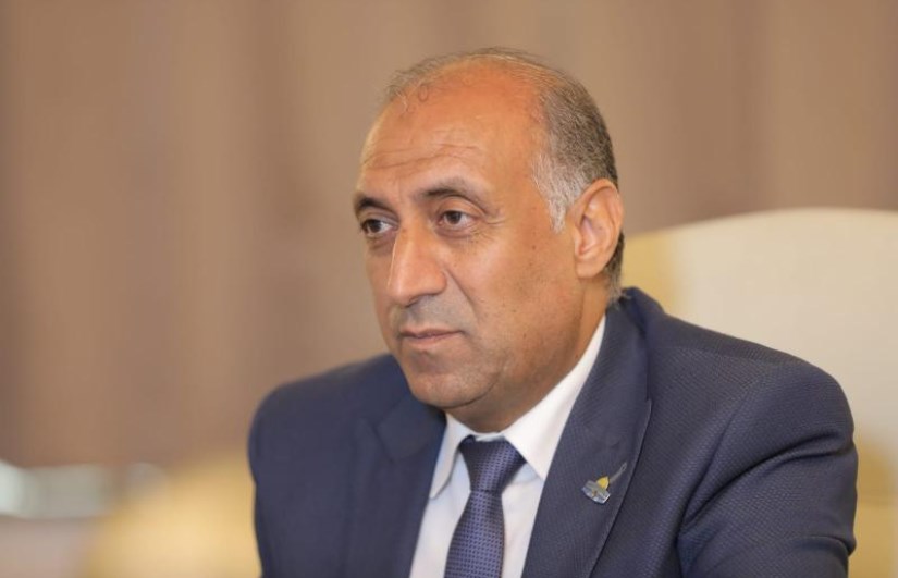 الدكتور أيمن الرقب الدكتور أيمن الرقب