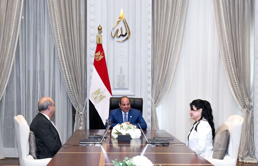 الرئيس عبد الفتاح السيسي الرئيس عبد الفتاح السيسي