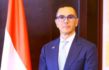 حسن الخطيب وزير الاستثمار