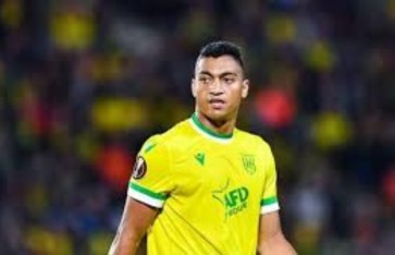مصطفي محمد لاعب نانت الفرنسي 