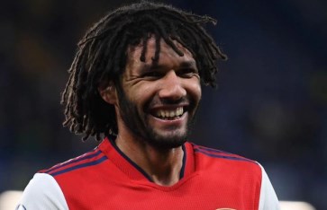 محمد النني لاعب الجزيرة الإماراتي 