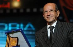 الفنان لطفي لبيب