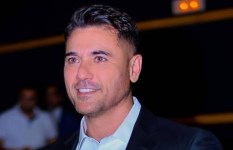 الفنان أحمد عز