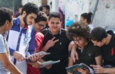 طلاب الثانوية 