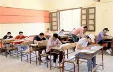 طلاب الثانوية 