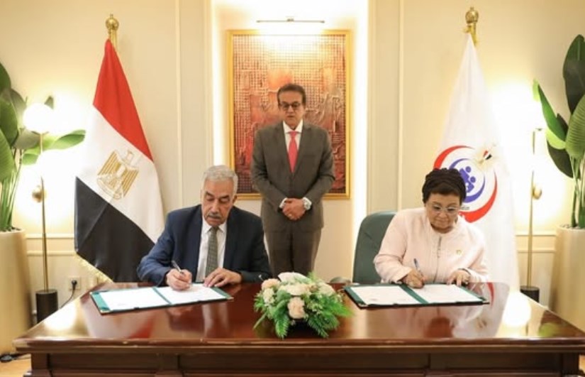 وزير الصحة والسكان