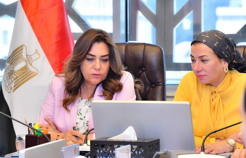 الدكتورة منال عوض