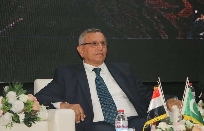 عبد السند يمامة رئيس حزب الوفد 