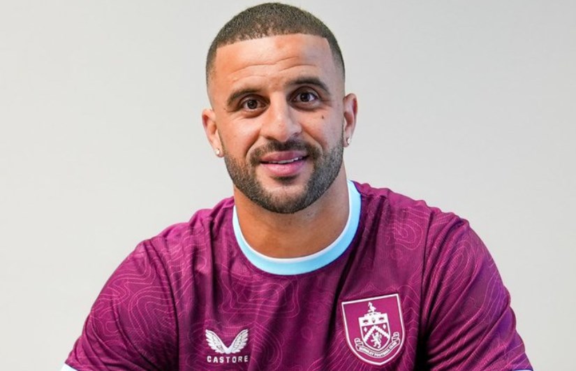 كايل ووكر لاعب بيرنلي الانجليزي كايل ووكر لاعب بيرنلي الانجليزي