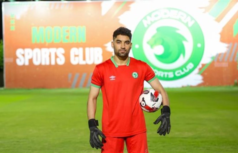 الحارس كمال السيد لاعب نادي الإسماعيلي السابق الحارس كمال السيد لاعب نادي الإسماعيلي السابق