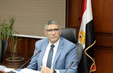 محافظ الجيزة يصدر عقوبات لمسؤولي حي الهرم لتقصيرهم في تنفيذ قرارات الإزالة