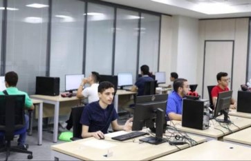 تقليل الاغتراب بين الكليات 