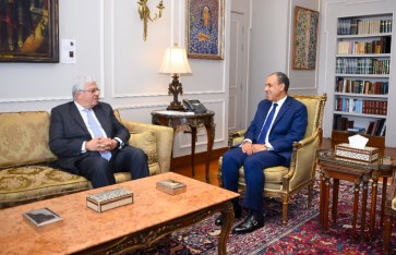 وزير الخارجية وزير التعليم العالي