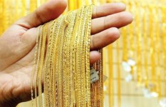 أسعار الذهب اليوم في الإمارات تسجل تباينًا