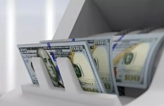 تراجع الدولار أمام الجنيه في 10 بنوك اليوم