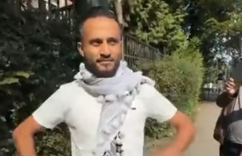شاب فلسيطي