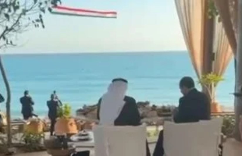 الرئيس عبد الفتاح السيسي و الشيخ محمد بن زايد الرئيس عبد الفتاح السيسي و الشيخ محمد بن زايد