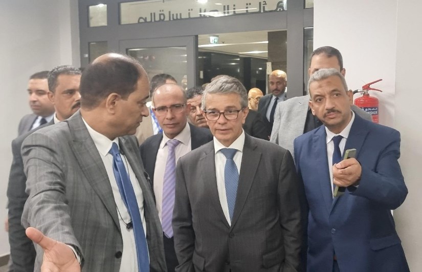 أحمد أموي رئيس مصلحة الجمارك