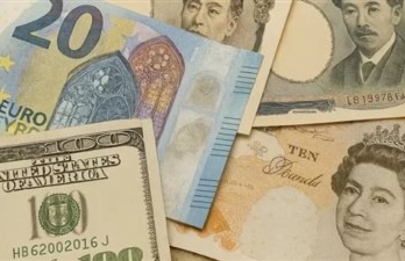 ارتفاع اليورو والجنيه الإسترليني أمام الجنيه المصري اليوم الجمعة