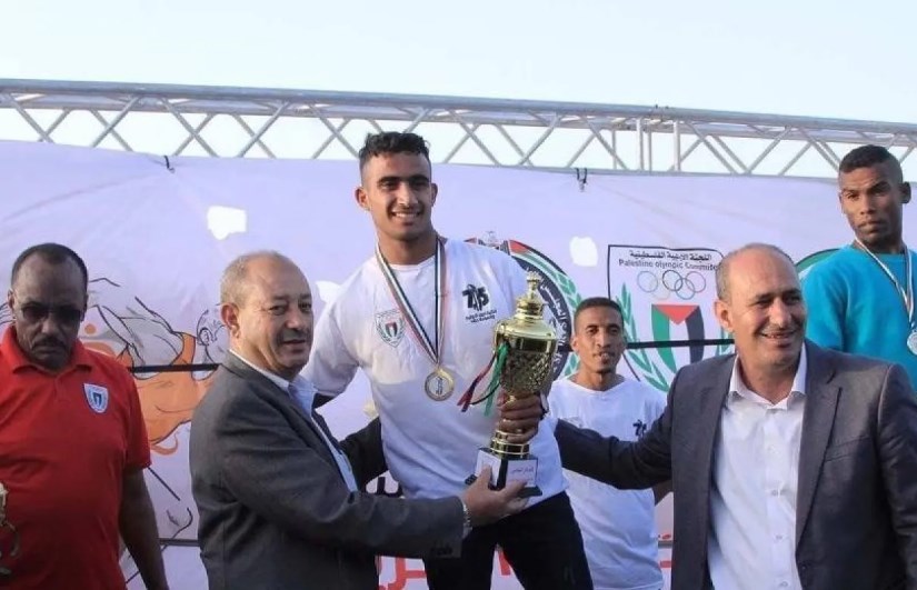مقتل العداء الفلسطيني علام العمور برصاص الجيش الإسرائيلي مقتل العداء الفلسطيني علام العمور برصاص الجيش الإسرائيلي