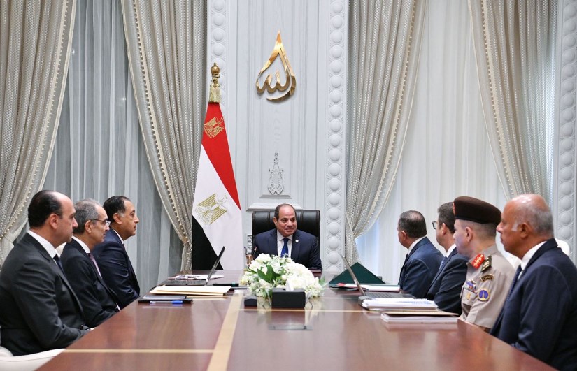 جانب من الاجتماع جانب من الاجتماع