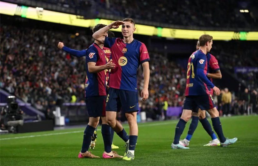فريق برشلونة فريق برشلونة