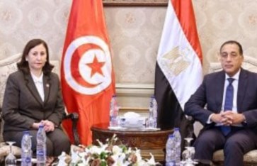 رئيس مجلس الوزراء ونظيرته التونسية