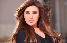 نجوى كرم بين حفلات عالمية وألبوم "حالة طوارئ" الذي خطف الأنظار