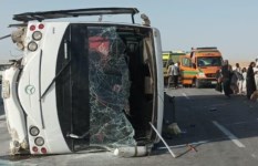 عاجل الصحة مصرع 8 أشخاص وإصابة 14 في حادث انقلاب أتوبيس بالمنيا