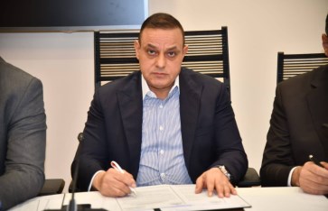 النائب مختار همام