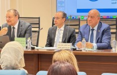  الدكتور شريف باشا رئيس لجنة الصحة بمجلس النواب