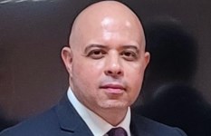  الدكتور/ أحمد الخضراوي