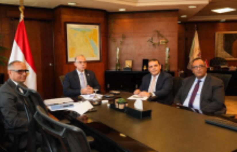  الدكتور محمد فريد صالح وزير الاستثمار والتجارة الخارجية